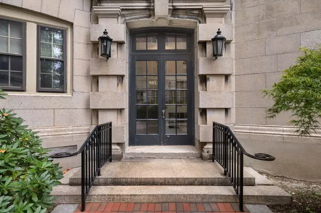 985 Memorial Drive #401