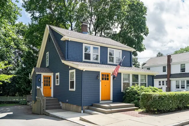 5 Maple St