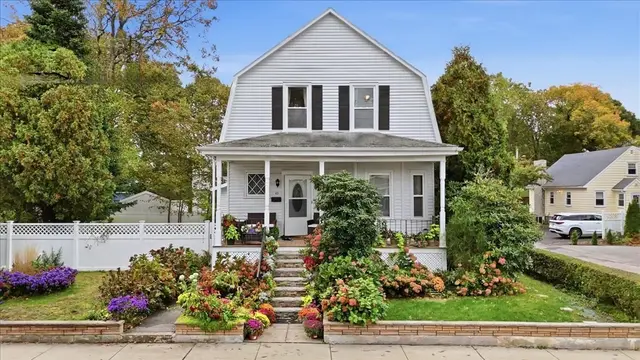 83 Desoto Rd