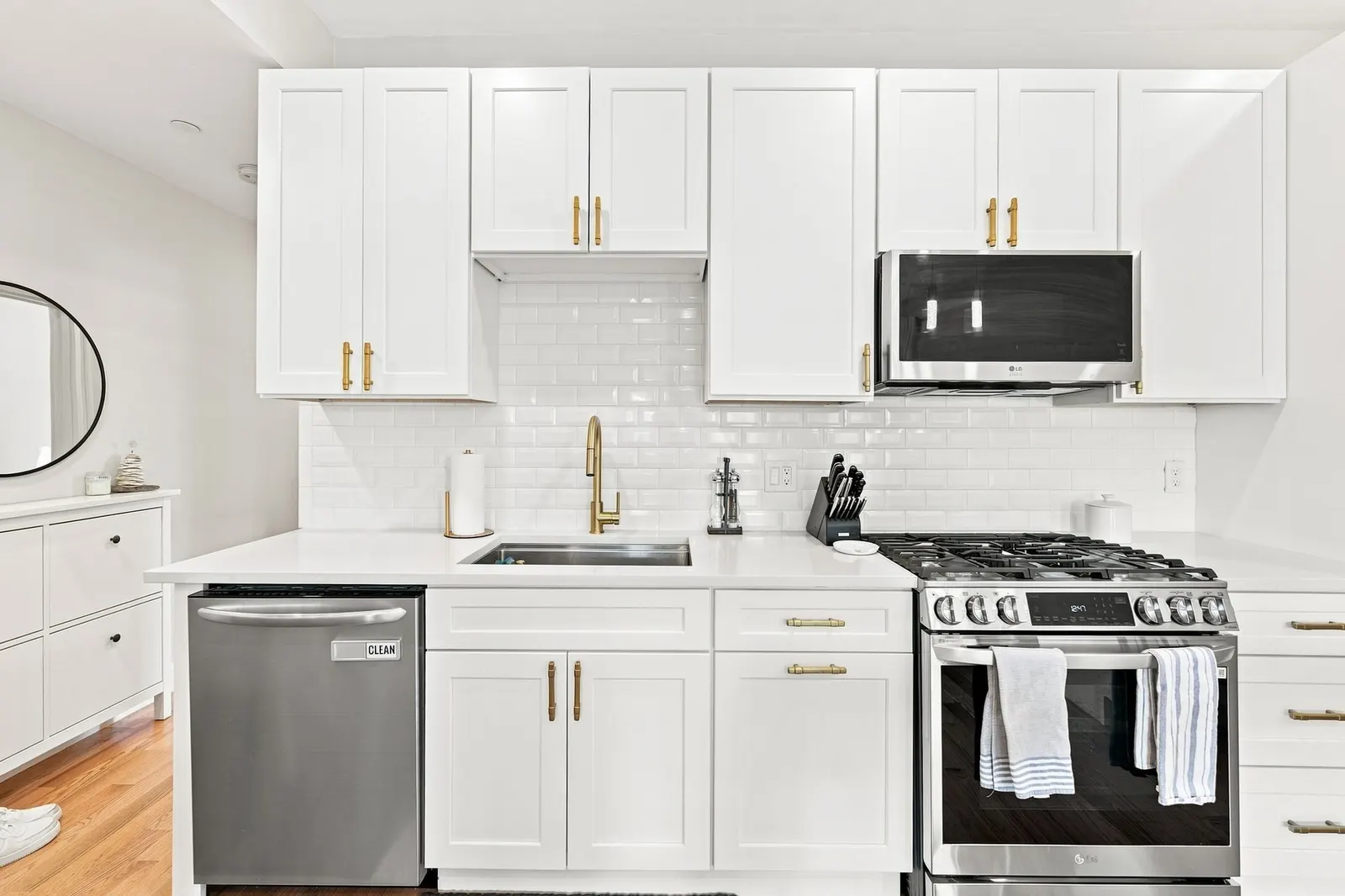 35 Somerset Ave #3A, Winthrop