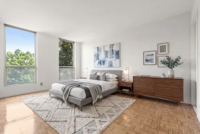 33 Pond Ave #523