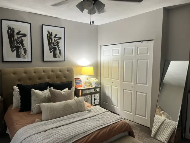 9 Clinton St #1