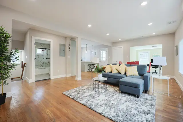 11 Watson St #2