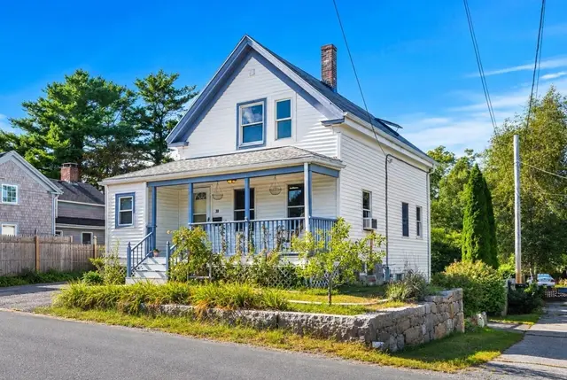 38 Pigeon Hill St