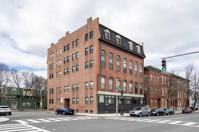 356-358 Main Street #1