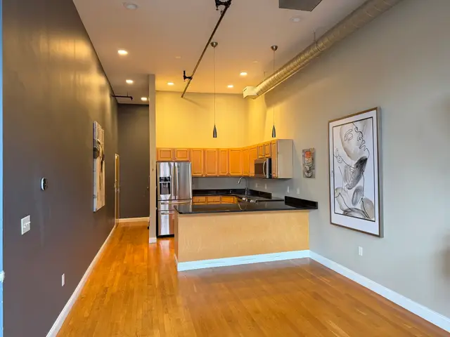 54 Central Sq #4A