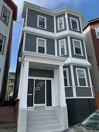 420 Saratoga Street #3