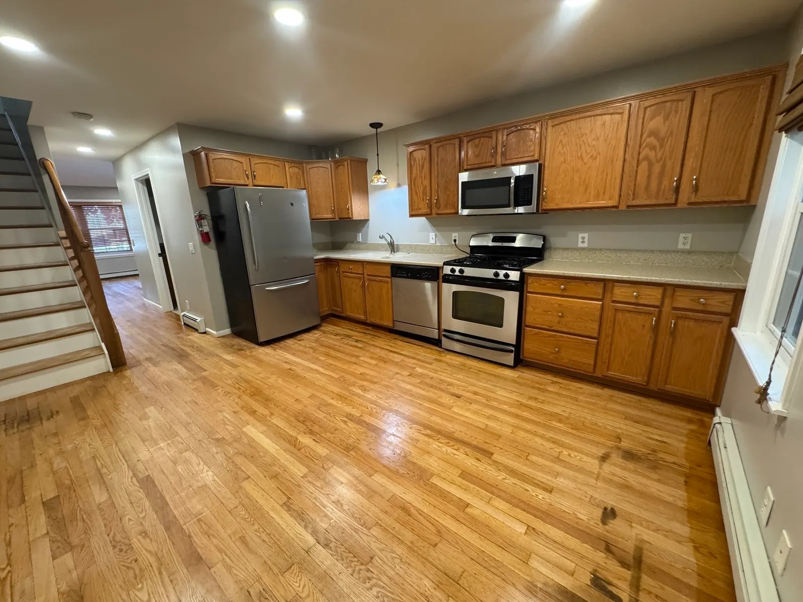 86 Beacon St #86, Chelsea