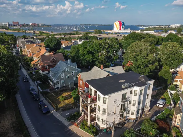 24 Mill St #3