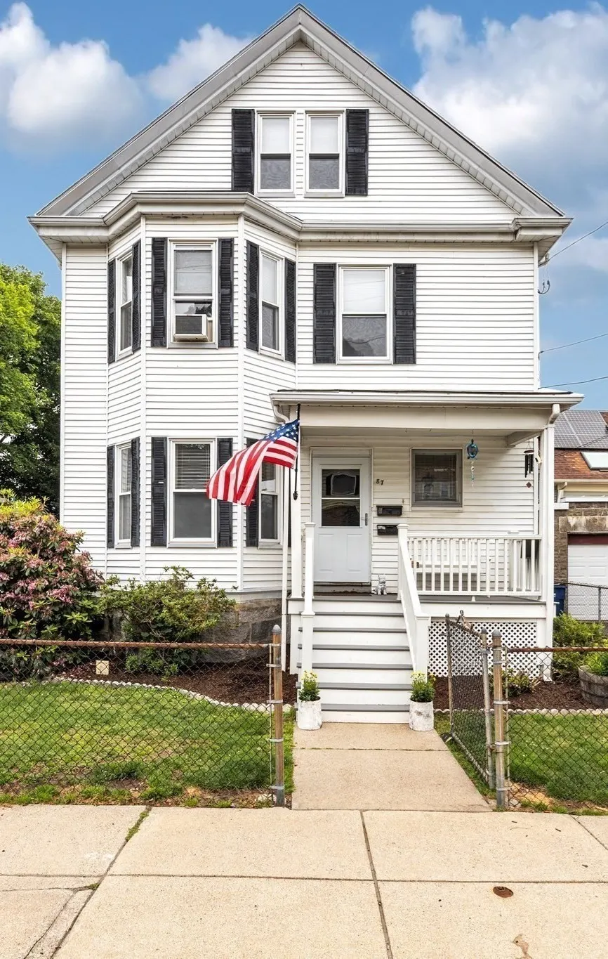 87 Selwyn #2, Boston