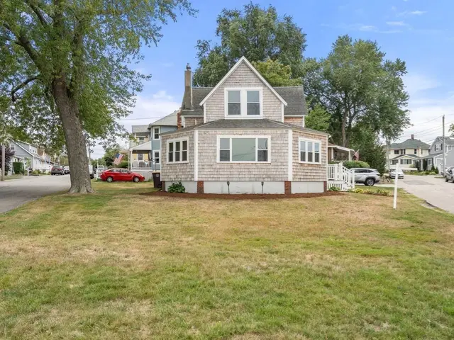 45 Holbrook Rd