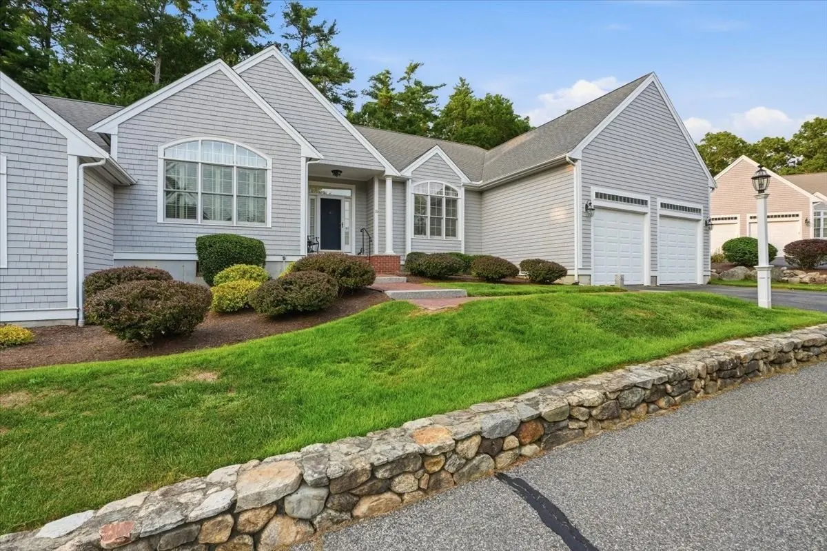 20 Samuel Curtis Way #20, Marshfield