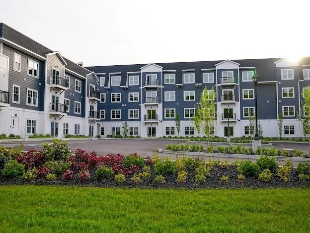 485 Blue Hills Parkway #2, Milton