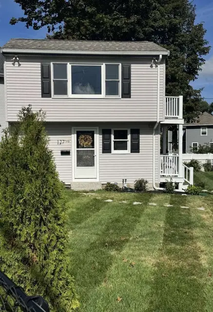 127 1/2 Bridge Street #127 1/2