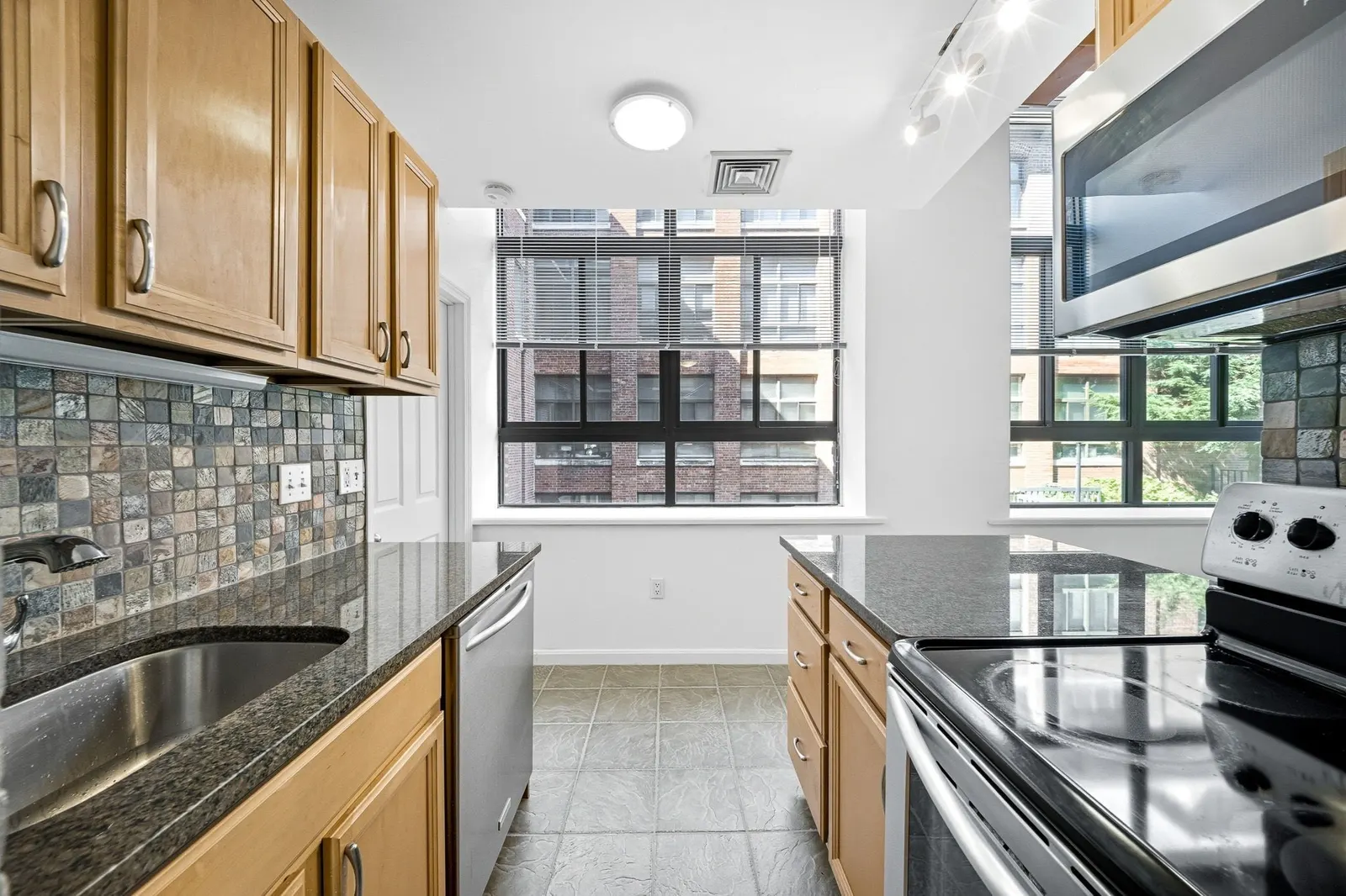 10 Linwood St #U106, Malden