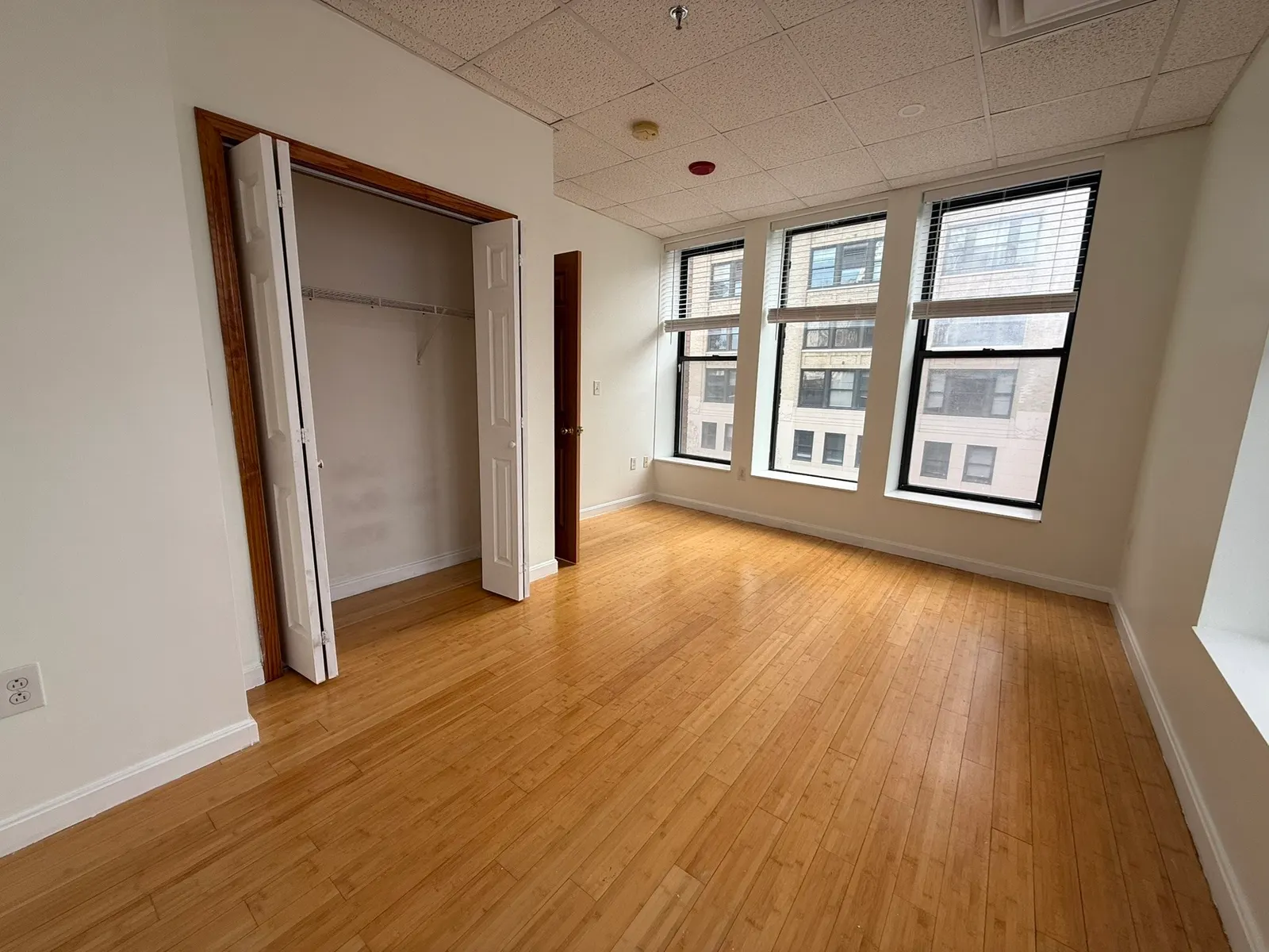 72 Kneeland #501, Boston