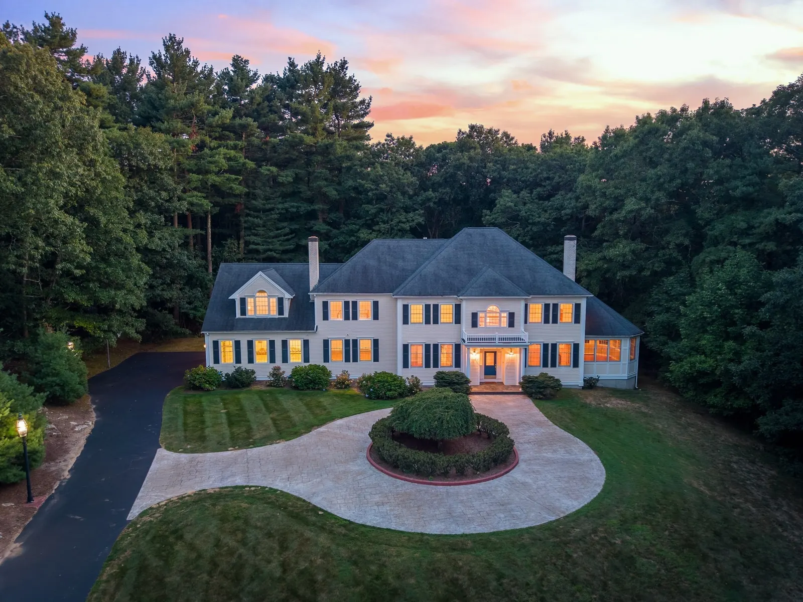 68 Elm St, Canton