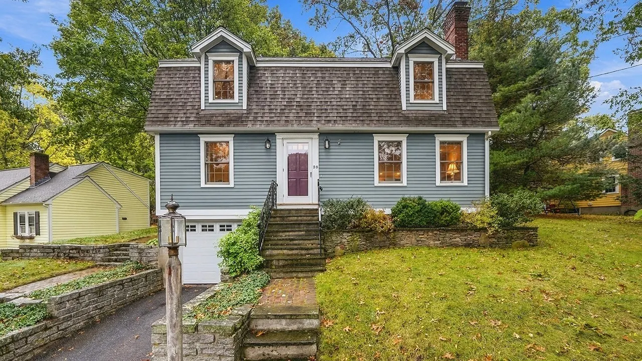 28 Ledgelawn Ave, Lexington