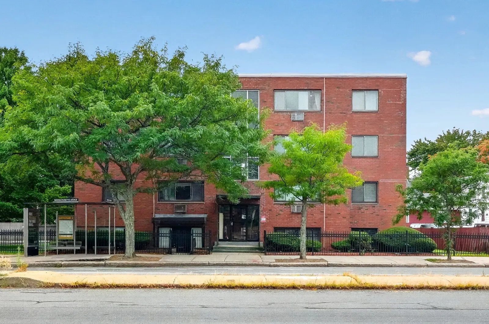 2192 Mass Ave #2-2, Cambridge