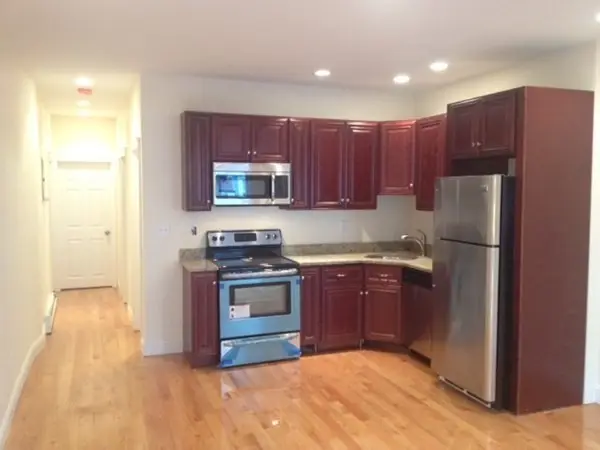 26 Maverick St #1