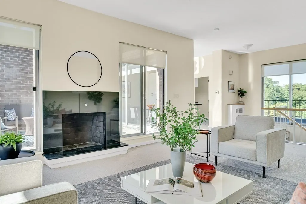 99 Pond Avenue #PH804, Brookline