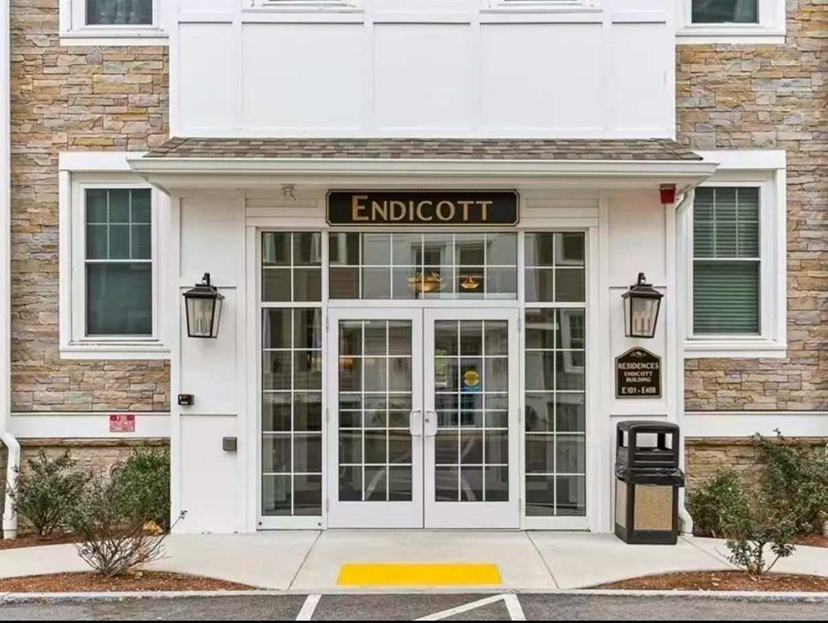 320 Middlesex Ave #E104, Medford