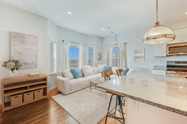 134-136 W 9th St #7