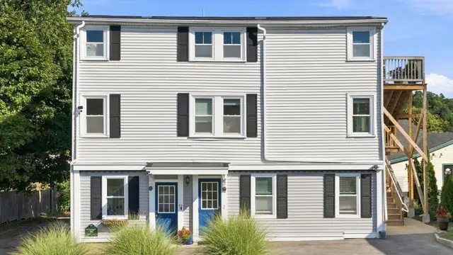 4 Farragut Rd #2