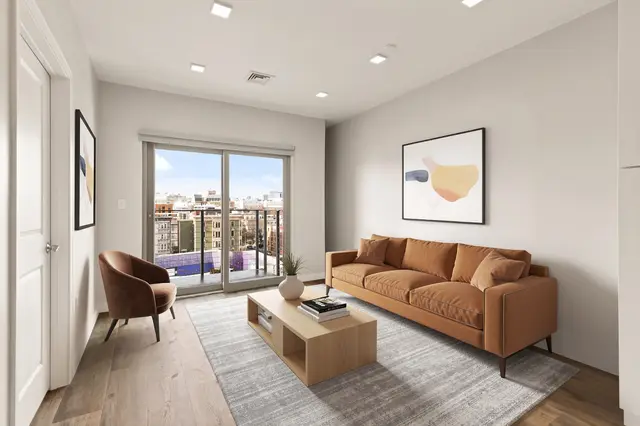 10 Essex St. #303