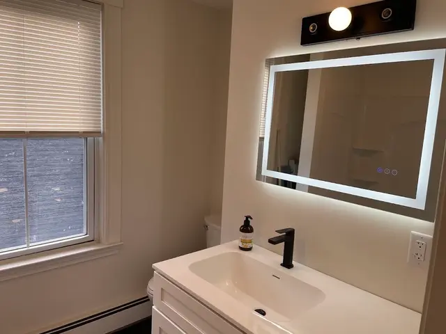 10 1/2 Bentley St #1