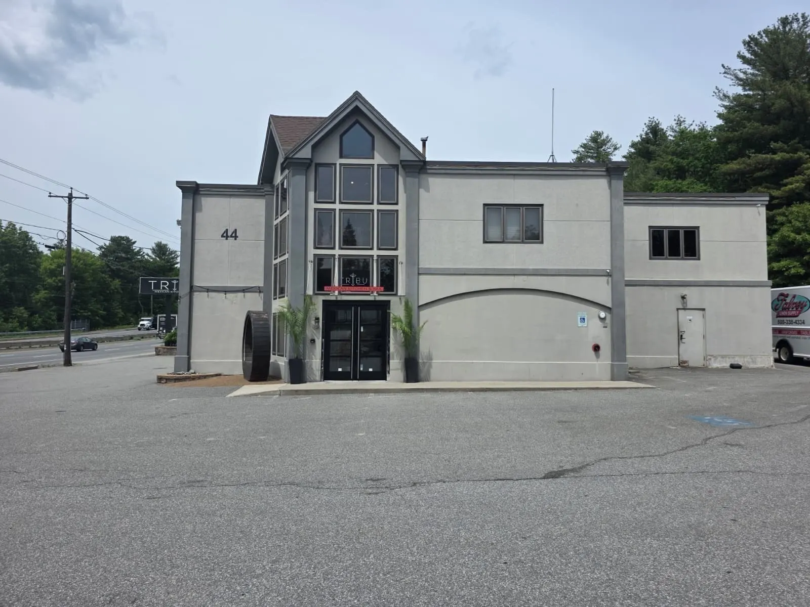 44 Broadway, Saugus