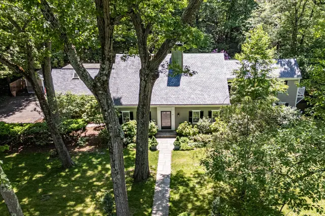 284 Woodland Road