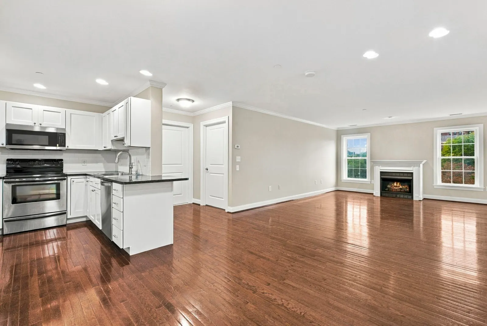 10 Crowninshield Street #306, Peabody