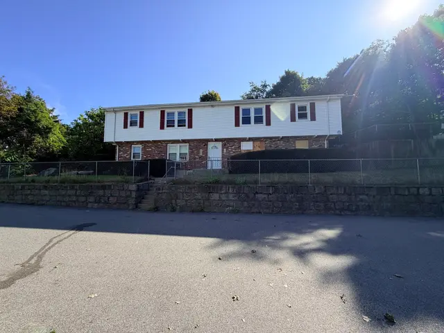 2 Filbert St #4