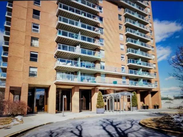 111 Perkins St. #045