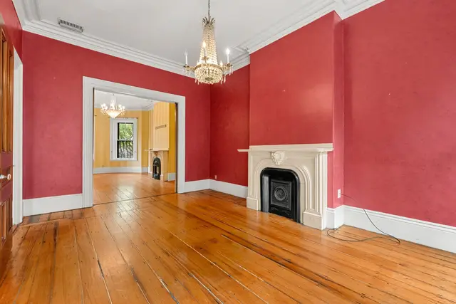 21 E. Concord #2
