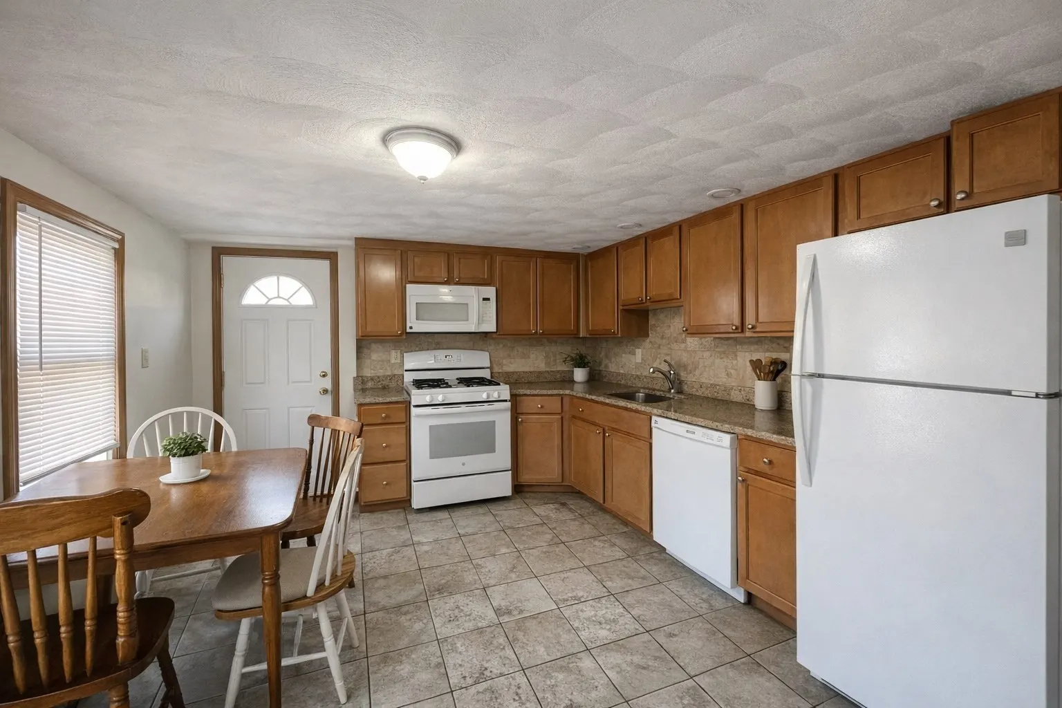 585 Somerville #A1, Somerville