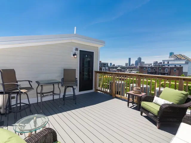 88 B St #301