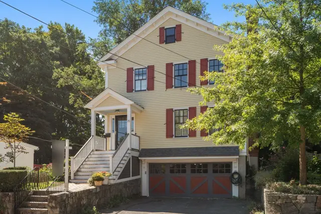 75 Seaverns Ave