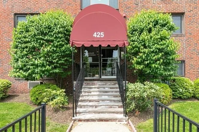 425 S Huntington Ave #2, Boston