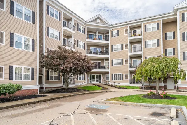 989 East Street #210