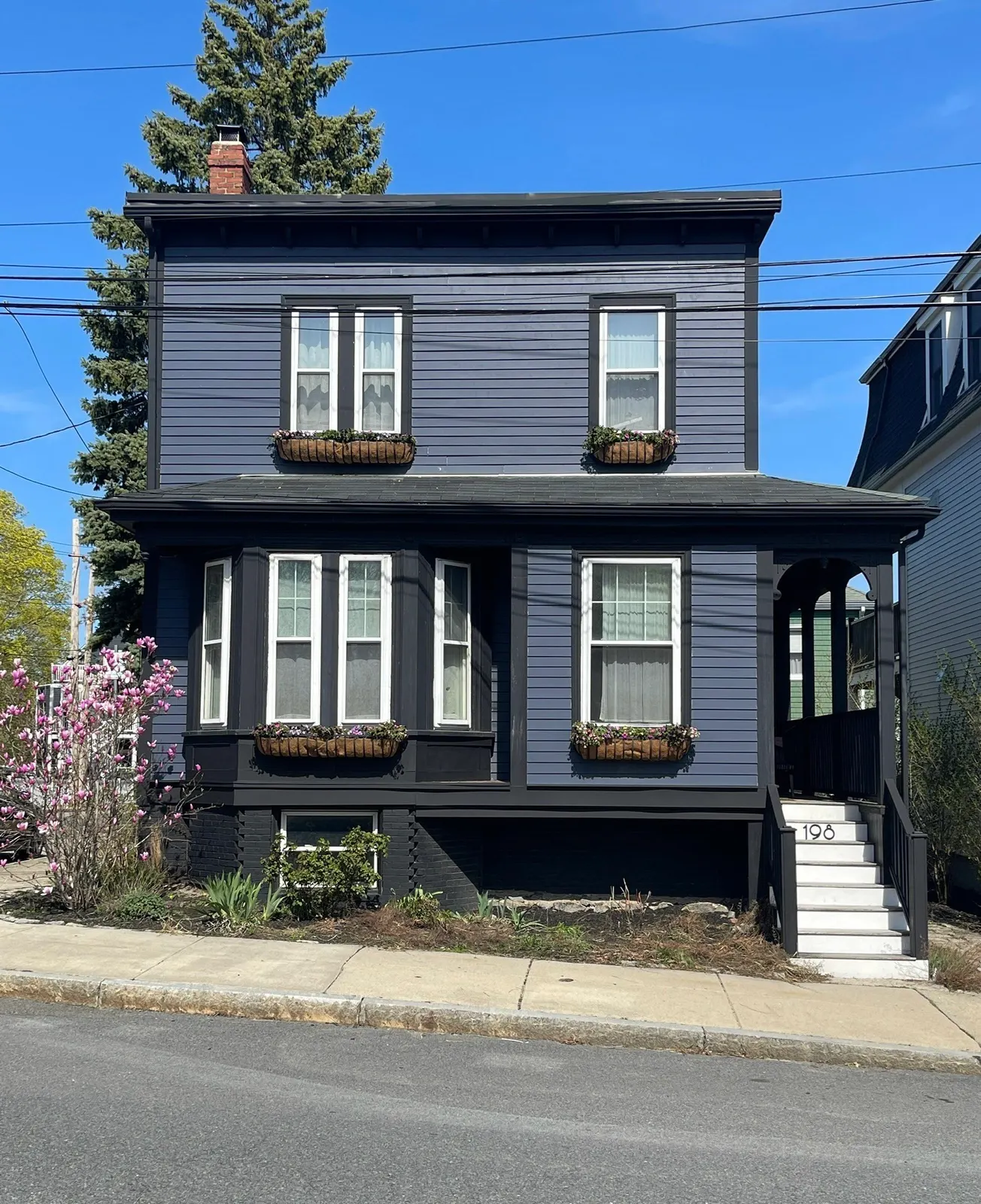 198 Byron St, Boston
