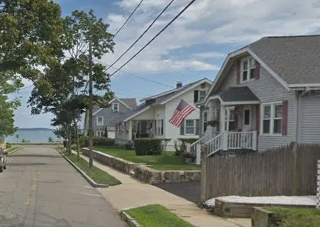 71 Ocean St, Quincy