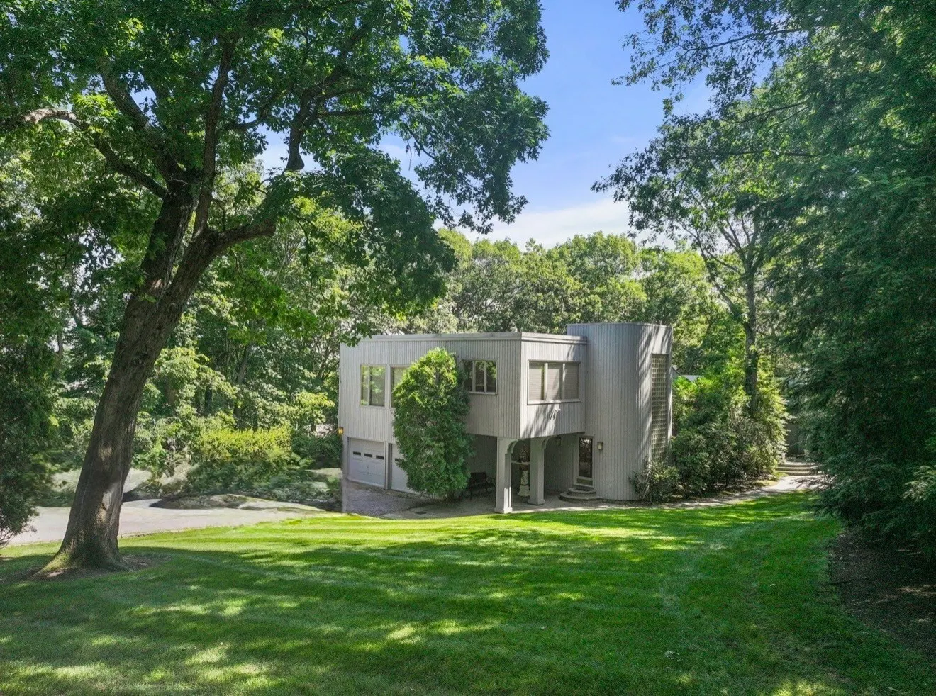 108 Codman Rd, Brookline