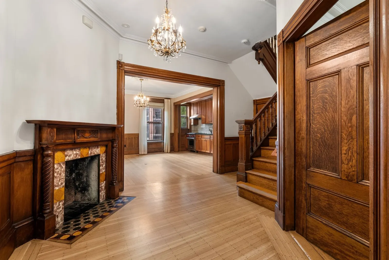 23 Cumberland St, Boston