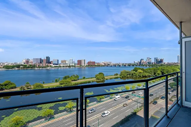 330 Beacon St #111