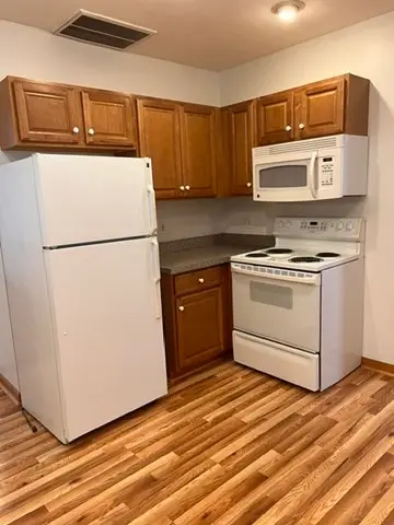 1 Rhubena St #2L