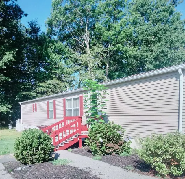16 Hemlock Street