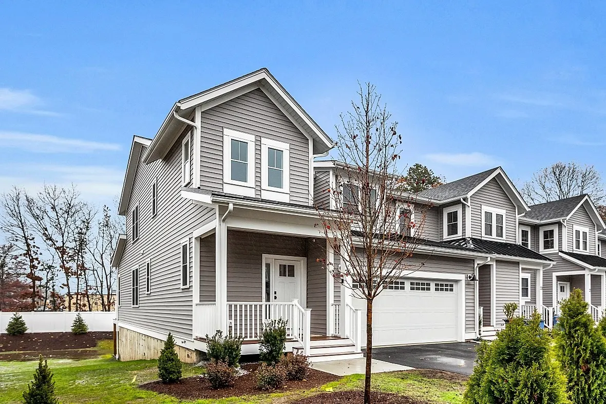 7 East Dexter Avenue #13, Woburn