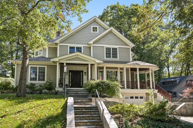 11 Poplar Road
